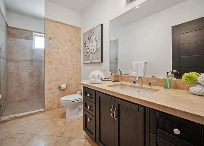 Apartment Casa Cascada Cabo Poolside Retreat, Minutes From Beach!