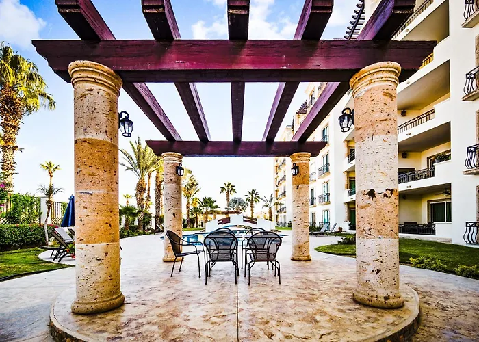 Casa Cascada Cabo Poolside Retreat, Minutes From Beach!