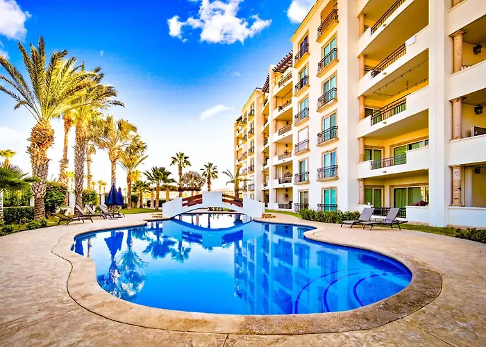 Casa Cascada Cabo Poolside Retreat, Minutes From Beach! Cabo San Lucas